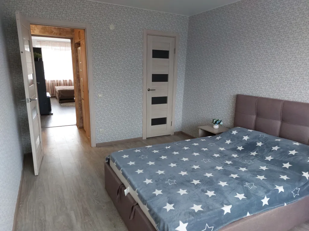 Квартира двухкомнатная на улице Парковой, 45 м², Великий Новгород — фото 6