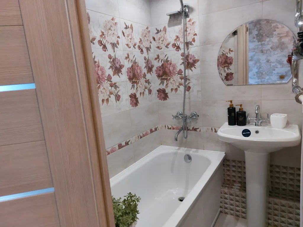 Квартира двухкомнатная на улице Парковой, 45 м², Великий Новгород — фото 7