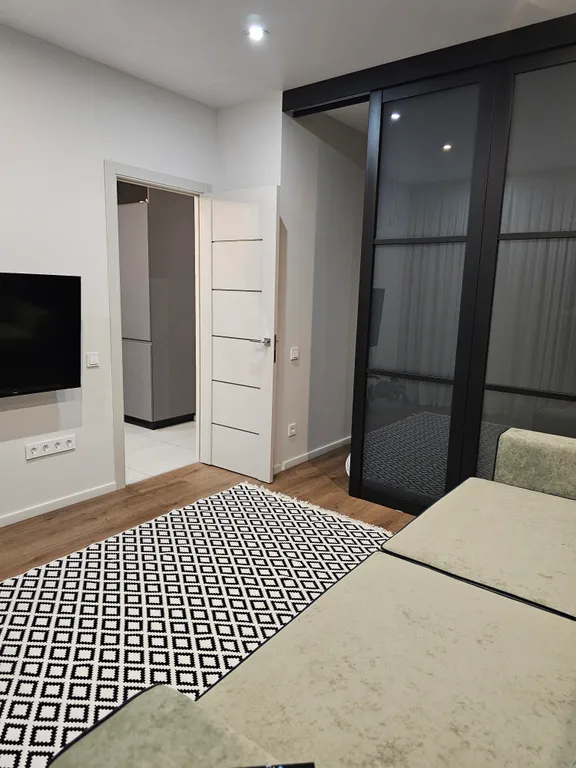Квартира однокомнатная в Дзержинском, 40 м², Волгоград — спальня, фото 6