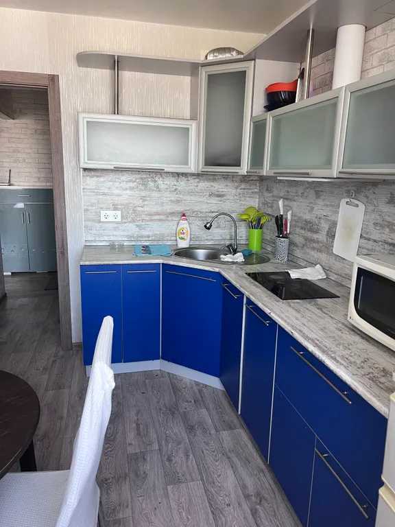 Квартира трёхкомнатная в Первореченском, 65 м², Владивосток — фото 10