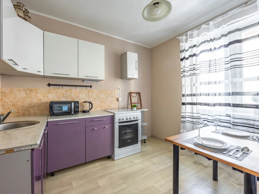 Апартаменты двухкомнатные в Красногвардейском, 62 м², Санкт-Петербург — кухня, фото 4