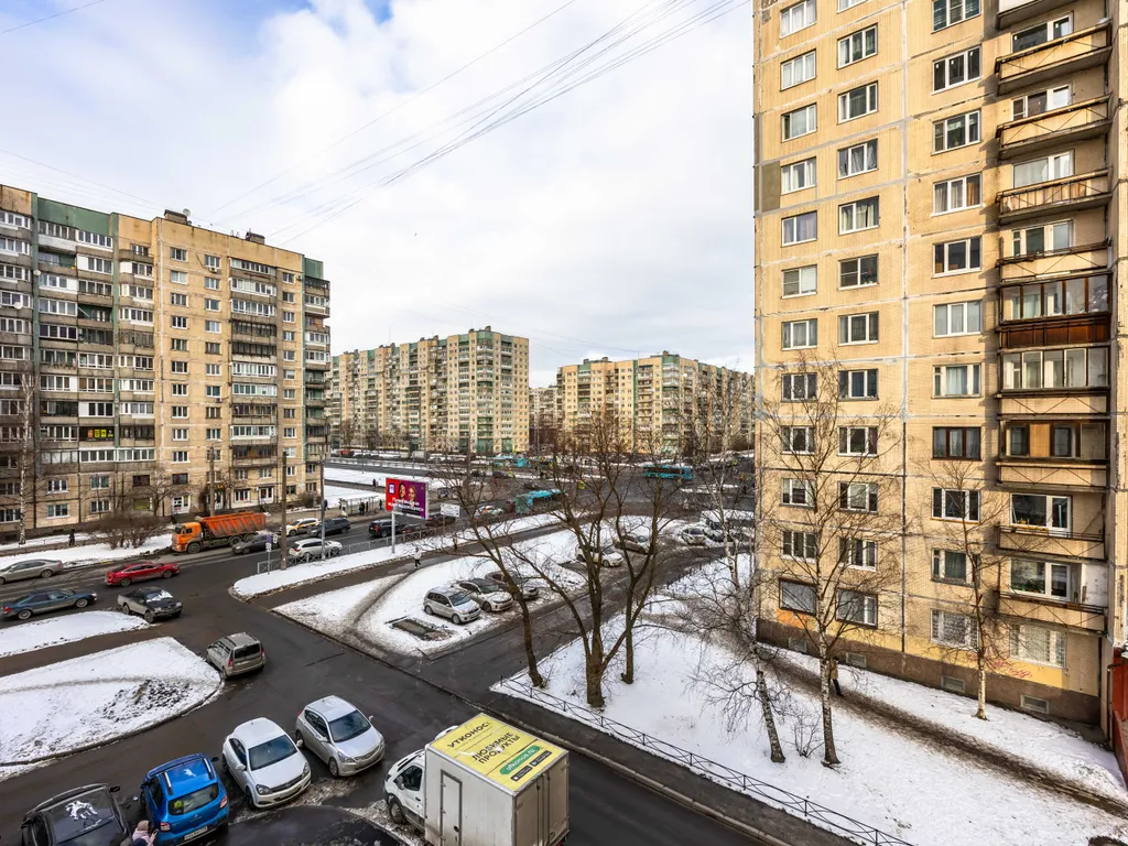 Апартаменты двухкомнатные в Красногвардейском, 62 м², Санкт-Петербург — вид из окна, фото 2