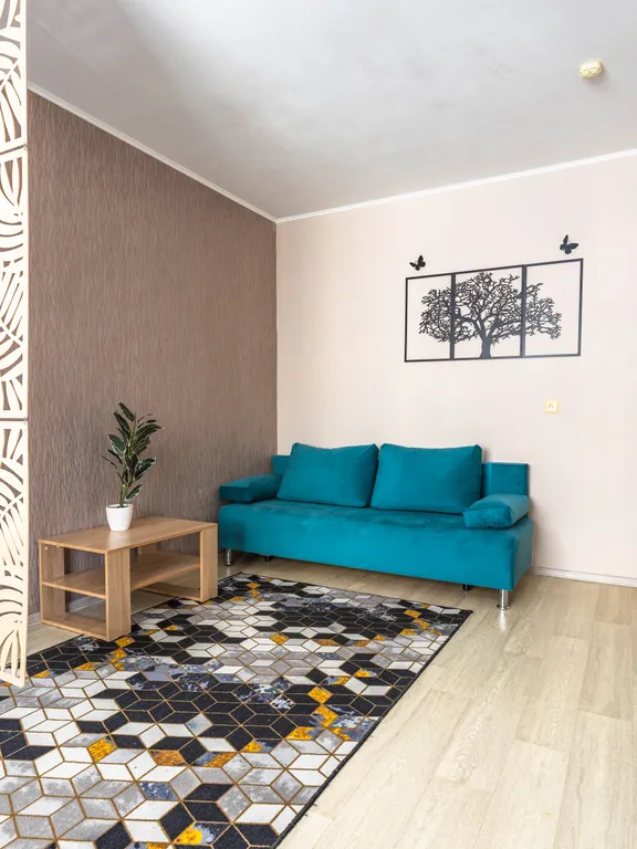 Апартаменты двухкомнатные в Красногвардейском, 62 м², Санкт-Петербург — спальня, фото 5