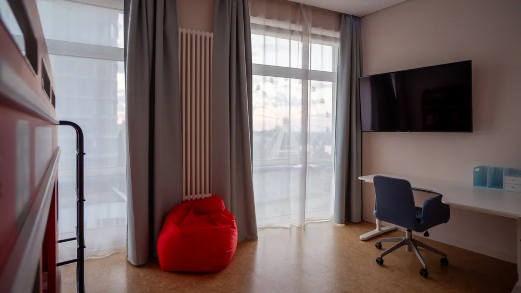 Квартира трёхкомнатная на набережной Казанской, 117 м², Нижний Новгород — вид из окна, фото 3