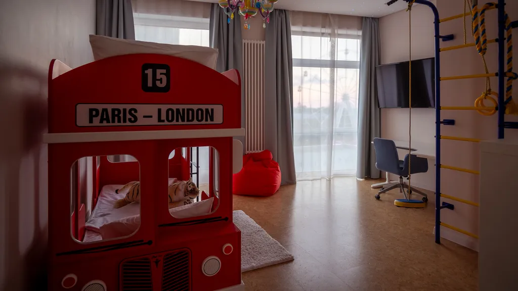 Квартира трёхкомнатная на набережной Казанской, 117 м², Нижний Новгород — фото 15