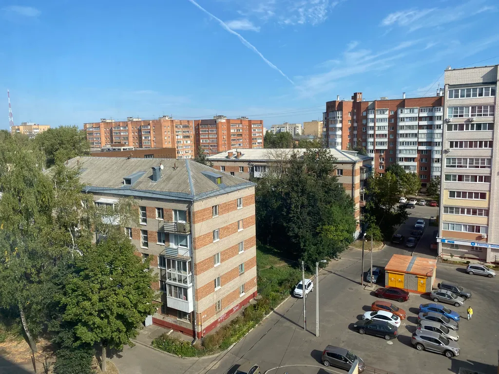 Квартира однокомнатная в переулке Юннатове, 42 м², Смоленск — вид из окна, фото 3