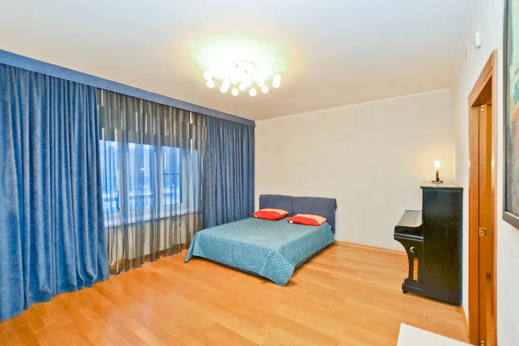 Квартира двухкомнатная у Московской, в Московском, 77 м², Санкт-Петербург — фото 24