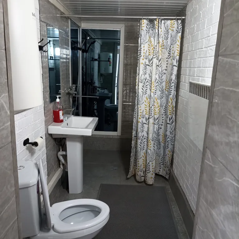 Дом 5-местный на улице Махачкалинской, 60 м², Каспийск — фото 18