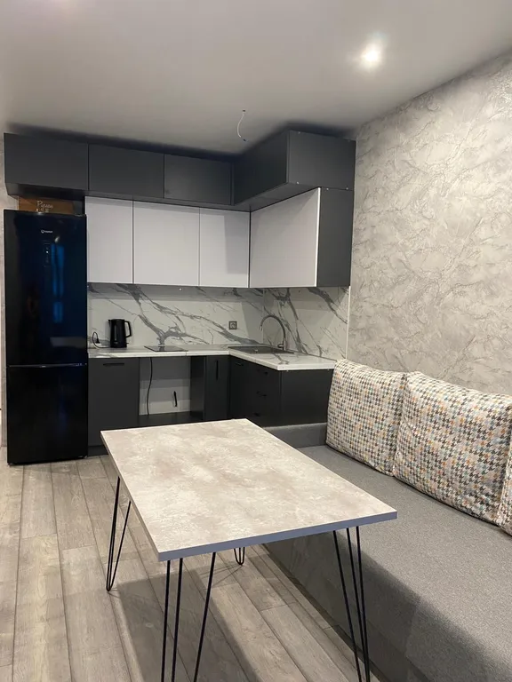 Квартира двухкомнатная в микрорайоне Центральном, 45 м², Тобольск — фото 2