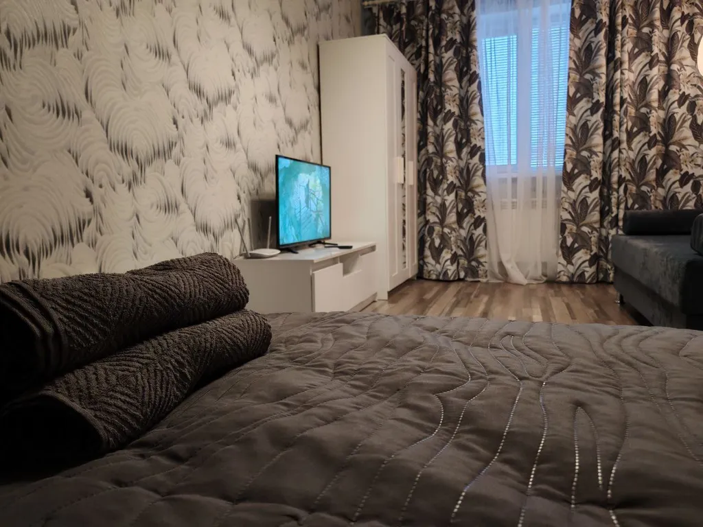 Квартира однокомнатная в Железнодорожном, 35 м², Самара — спальня, фото 11
