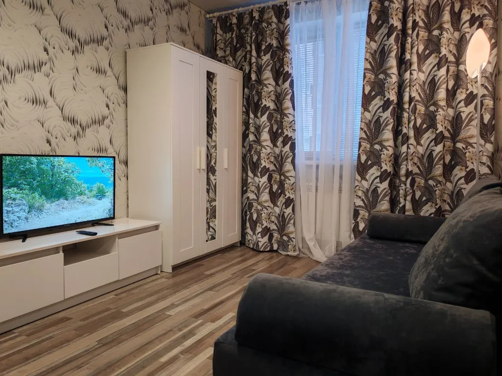 Квартира однокомнатная в Железнодорожном, 35 м², Самара — спальня, фото 3