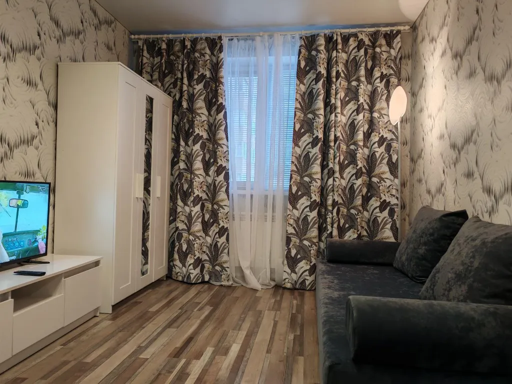 Квартира однокомнатная в Железнодорожном, 35 м², Самара — спальня, фото 5