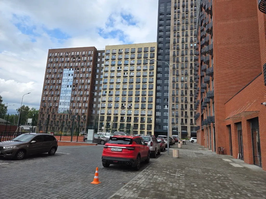 Студия однокомнатная в Ленинском, 25 м², Нижний Новгород — двор