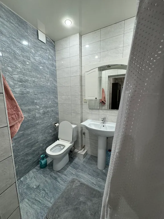 Квартира двухкомнатная на улице Пригородной, 70 м², Каспийск — фото 7