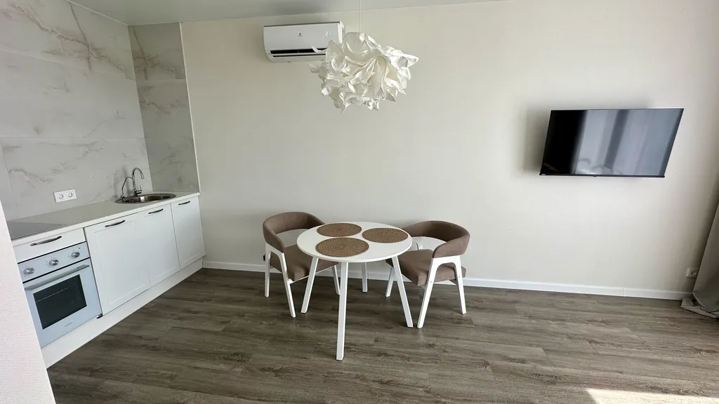 Апартаменты однокомнатные на улице Николая Машарова, 40 м², Тюмень — фото 12