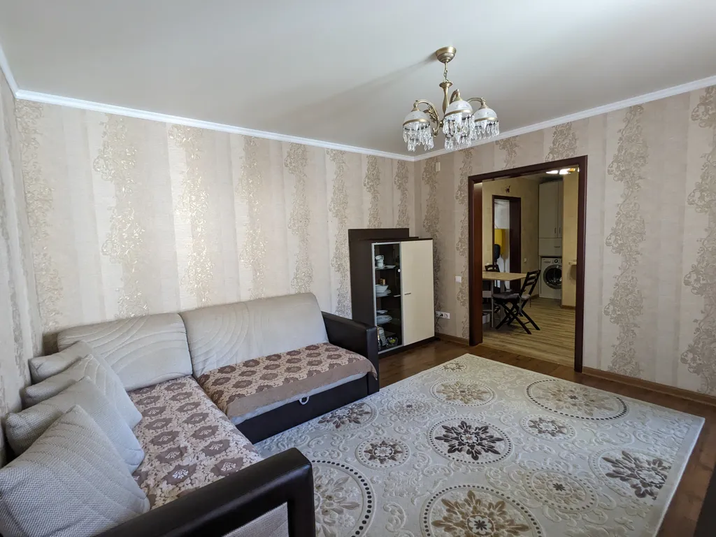 Квартира двухкомнатная на улице Ленина, 48 м², Каспийск — фото 11