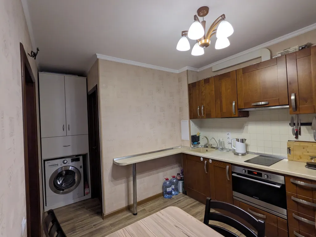 Квартира двухкомнатная на улице Ленина, 48 м², Каспийск — фото 9