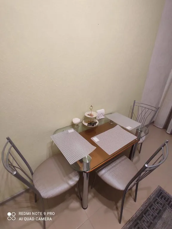 Квартира однокомнатная на улице Чехова, 37 м², Таганрог — кухня, фото 5
