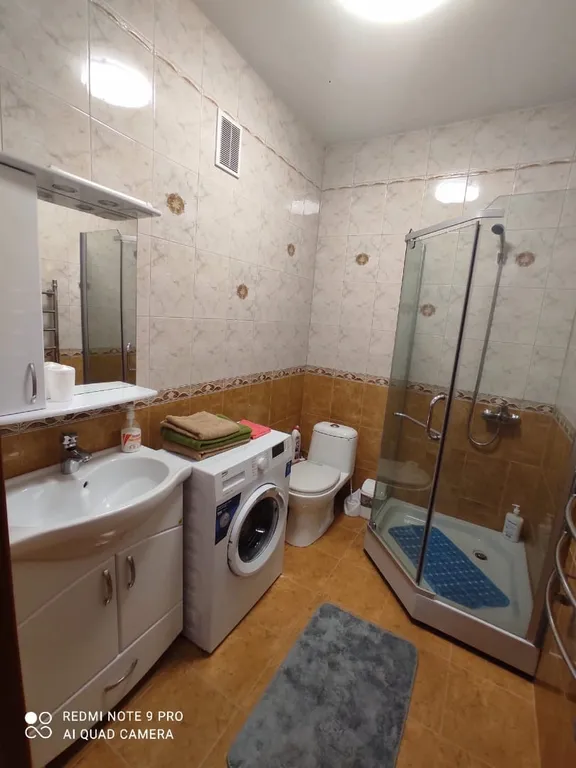 Квартира однокомнатная на улице Чехова, 37 м², Таганрог — ванная комната