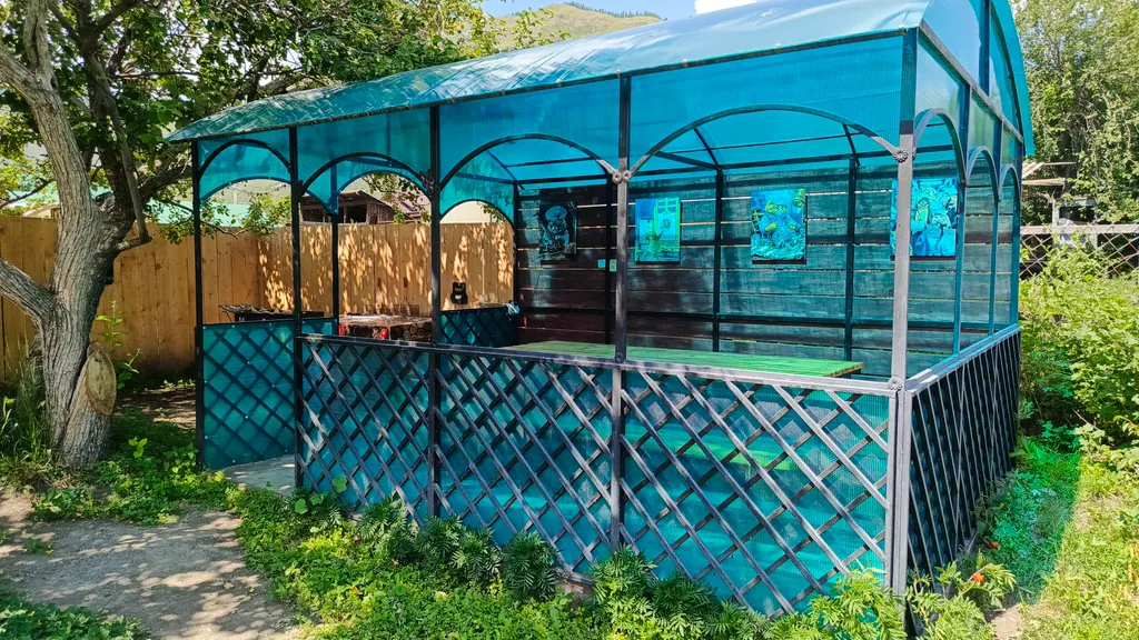 Дом 4-местный на улице Ленина, 24 м², Акташ — двор, фото 2