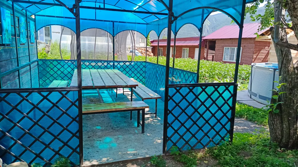 Дом 4-местный на улице Ленина, 24 м², Акташ — двор, фото 3