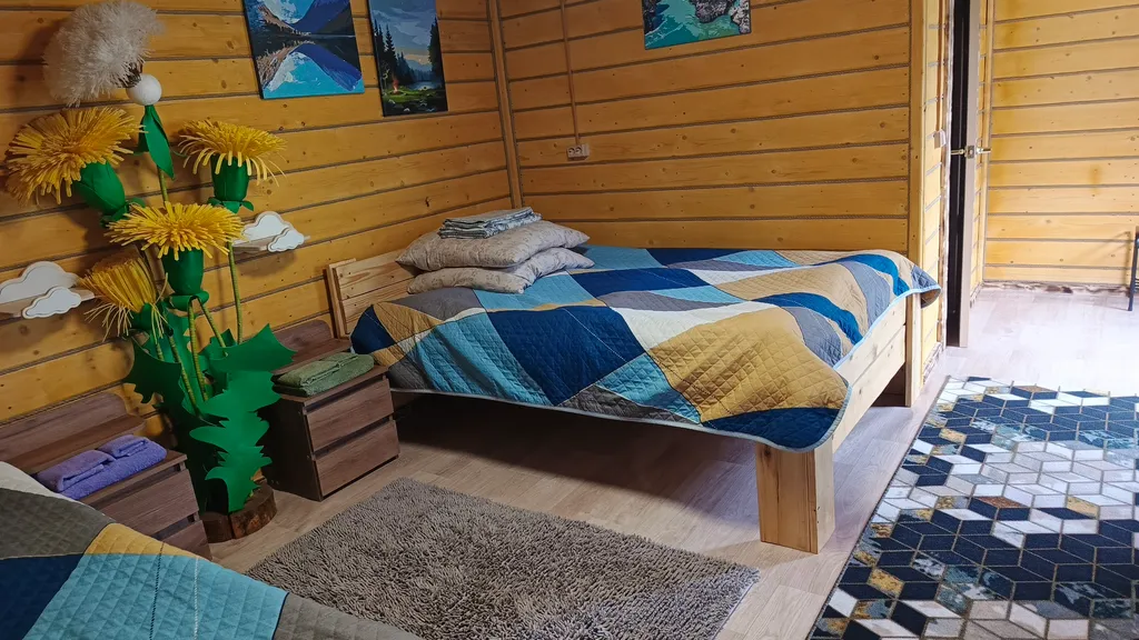 Дом 4-местный на улице Ленина, 24 м², Акташ — спальня, фото 2