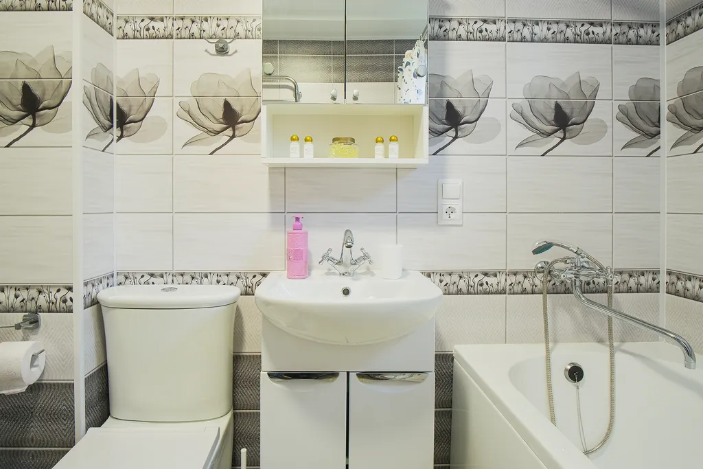 Коттедж 10-местный на улице Рыбацкой, 140 м², Медянка — ванная комната