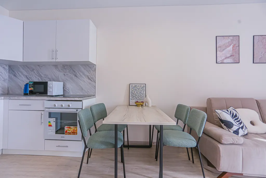 Квартира однокомнатная в Ленинском, 40 м², Нижний Новгород — кухня