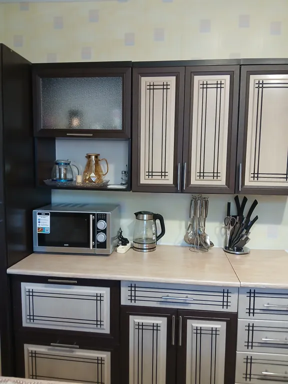 Дом 9-местный в деревни Взваде, 100 м², Старая Русса — кухня, фото 2