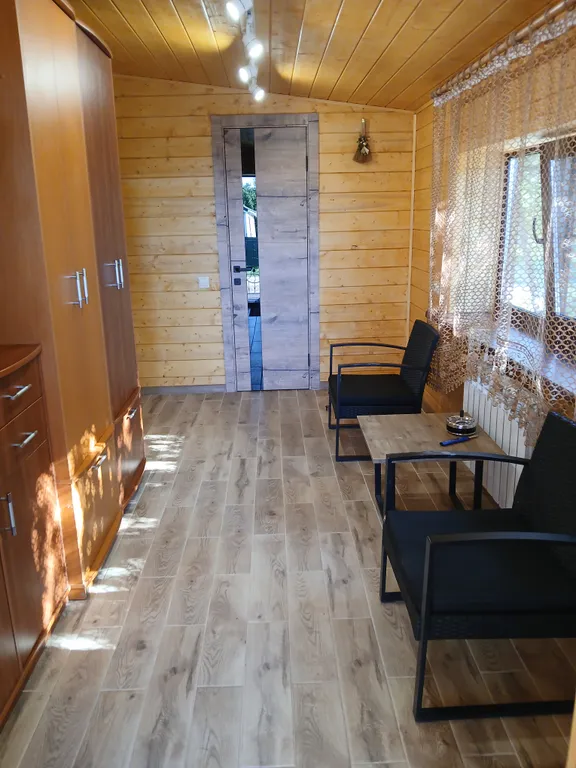 Дом 9-местный в деревни Взваде, 100 м², Старая Русса — спальня