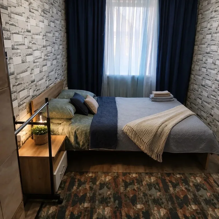 Дом 9-местный в деревни Взваде, 100 м², Старая Русса — спальня, фото 4