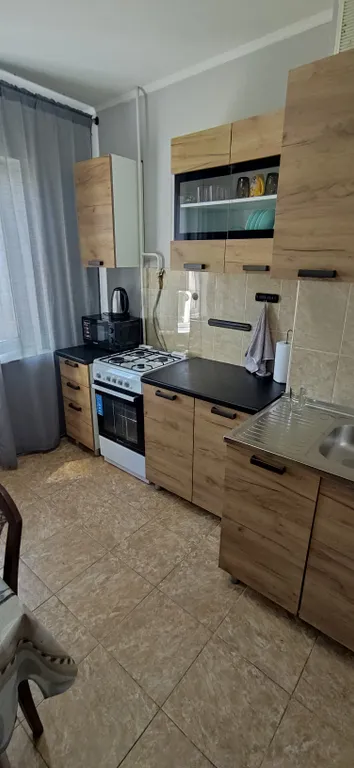 Квартира двухкомнатная на улице Лермонтова, 50 м², Симферополь — фото 4