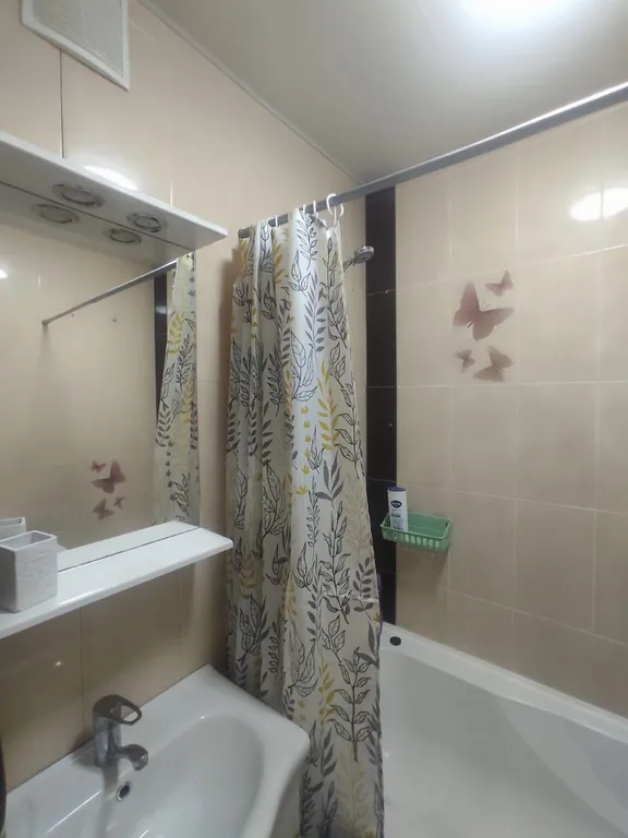 Квартира двухкомнатная на улице Лермонтова, 50 м², Симферополь — фото 6