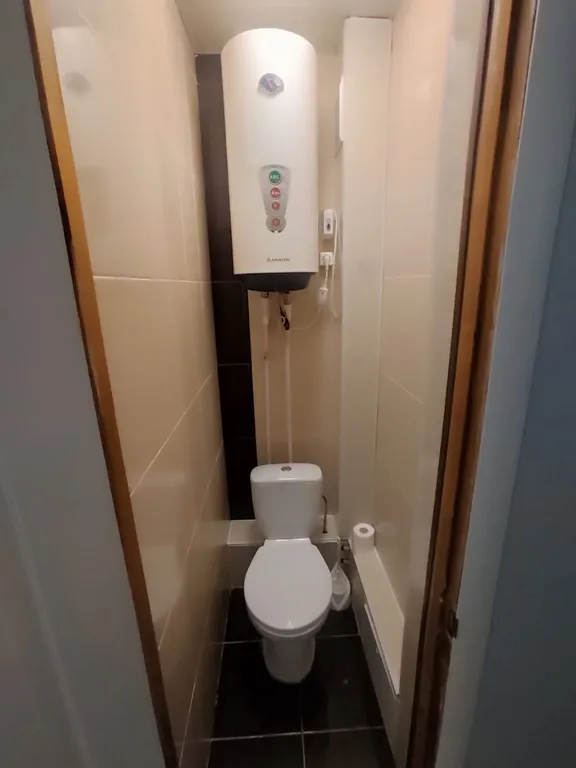 Квартира двухкомнатная на улице Лермонтова, 50 м², Симферополь — фото 8