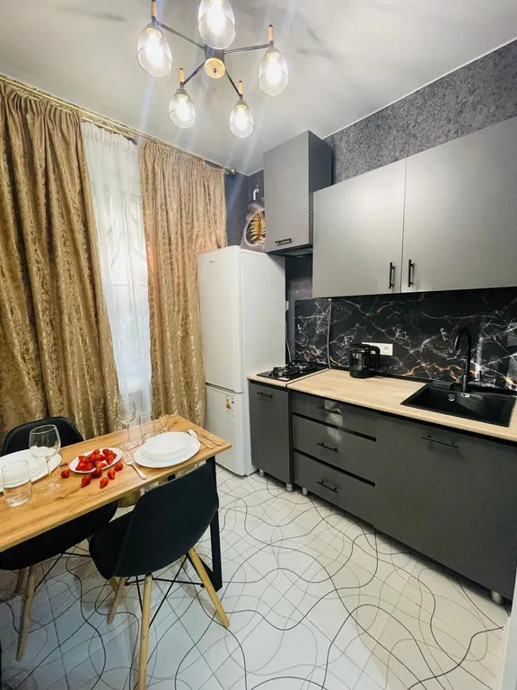 Квартира двухкомнатная у Сокола, в Беговом, 35 м², Москва — кухня, фото 2