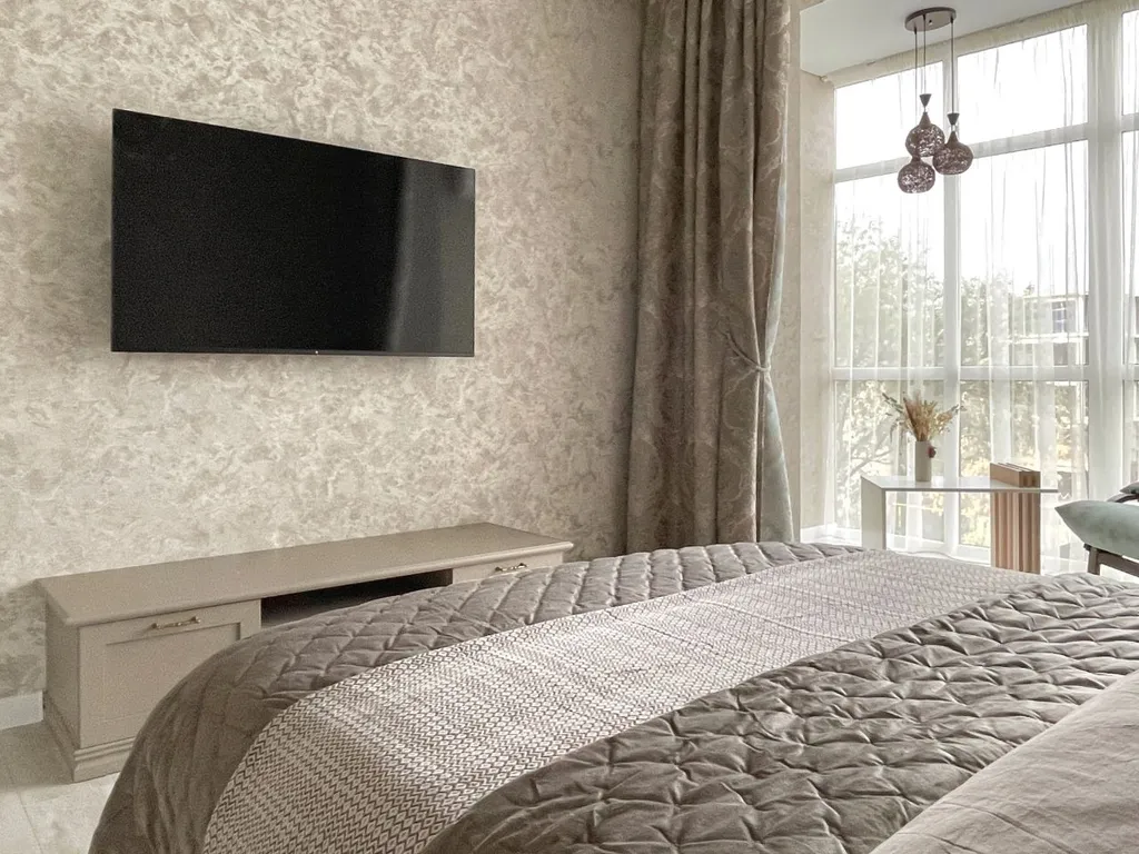 Квартира однокомнатная на улице Нелюбина, 50 м², Ессентуки — спальня, фото 6