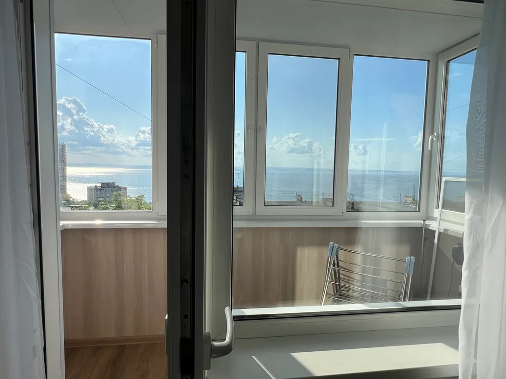 Квартира однокомнатная в Фрунзенском, 30 м², Владивосток — фото 4