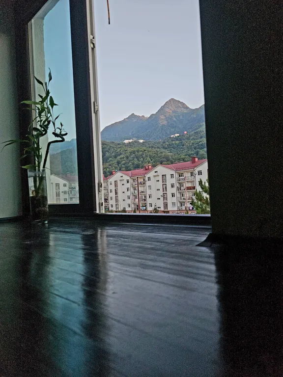 Люкс с 2 комнатами с видом на горы — Golden Holiday Apartments, фото 2 из 5