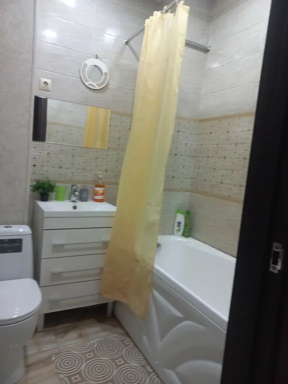 Квартира однокомнатная у Гагаринской, в Октябрьском, 35 м², Самара — ванная комната, фото 3