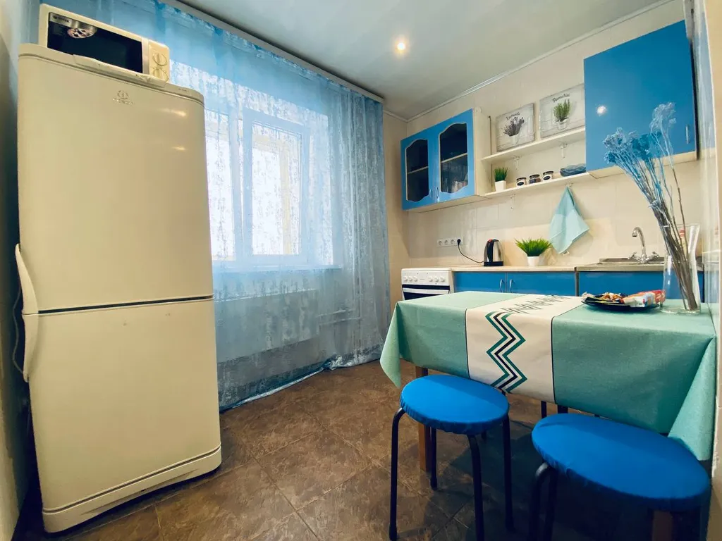 Квартира однокомнатная в Куйбышевском, 35 м², Иркутск — кухня, фото 2