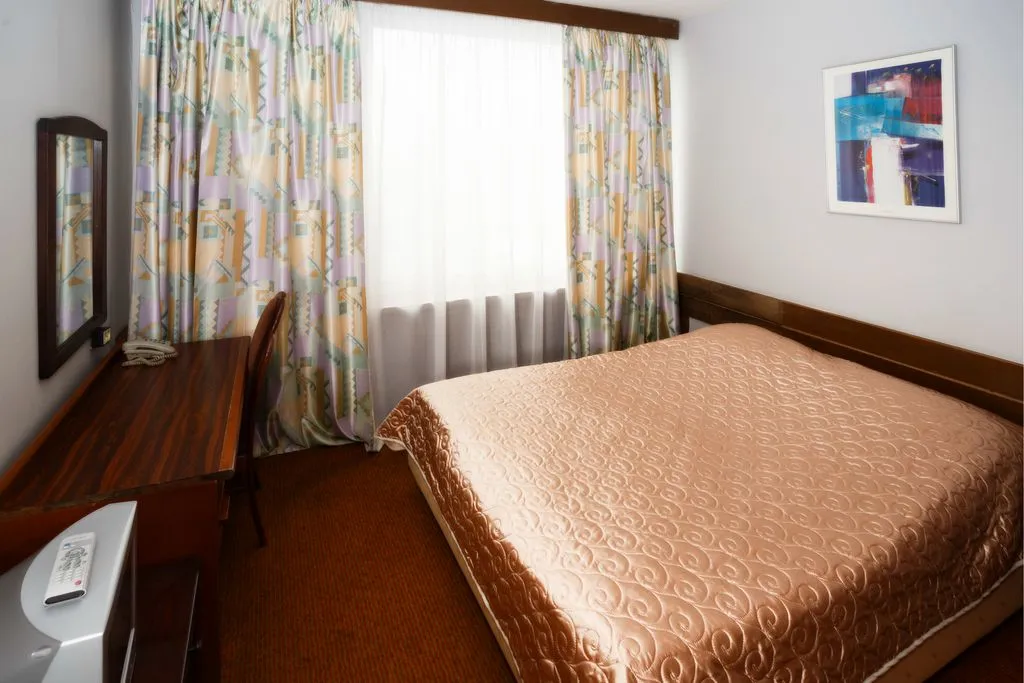 Бюджет с двуспальной кроватью