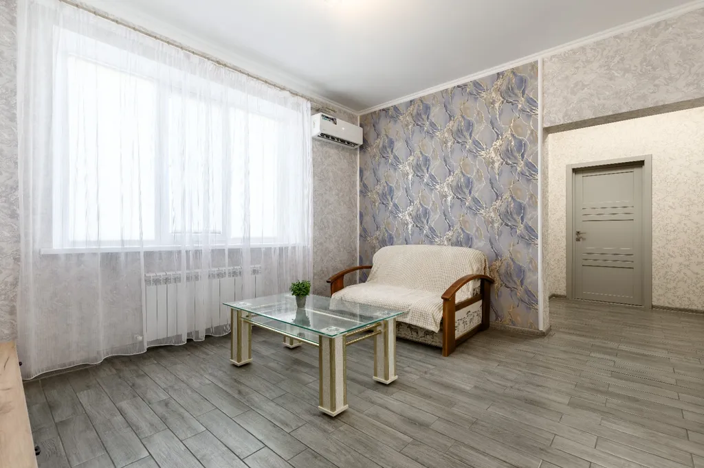 Дом 8-местный на улице Владимирской, 70 м², Аксай — спальня, фото 3