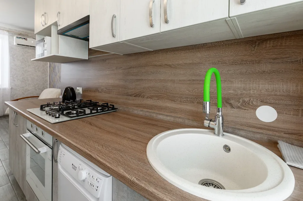 Дом 8-местный на улице Владимирской, 70 м², Аксай — кухня, фото 4