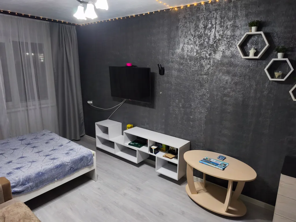 Квартира двухкомнатная на улице Дзержинского, 44 м², Кировск — фото 4