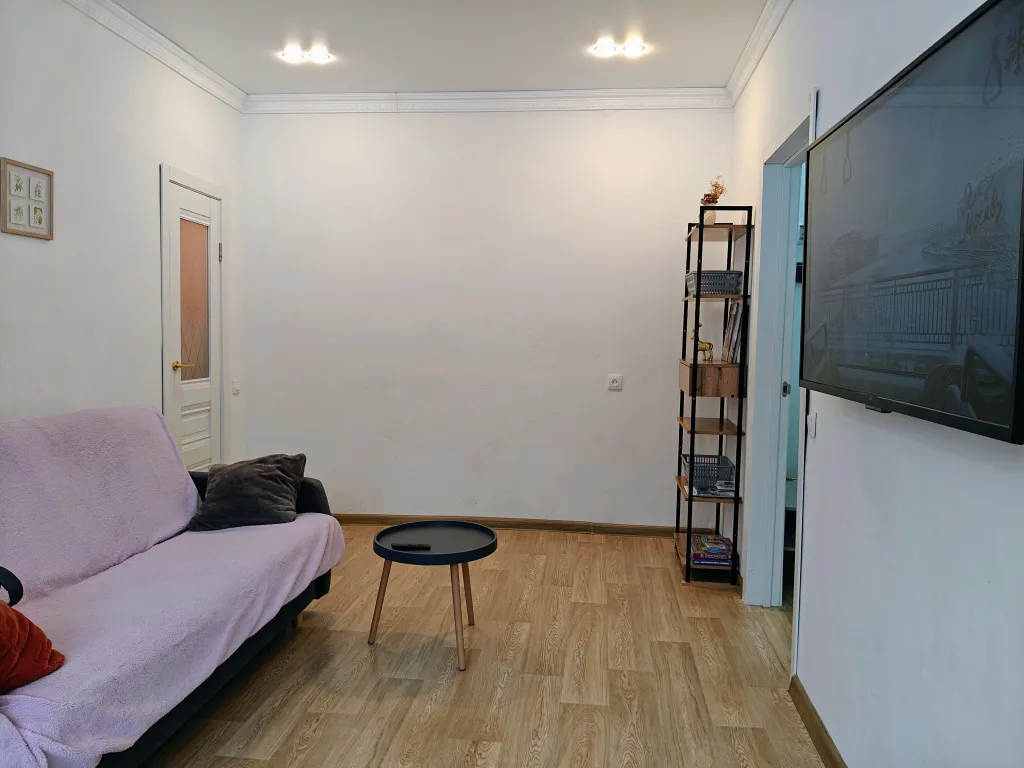 Квартира двухкомнатная на проспекте Ленина, 45 м², Ярославль — спальня, фото 10
