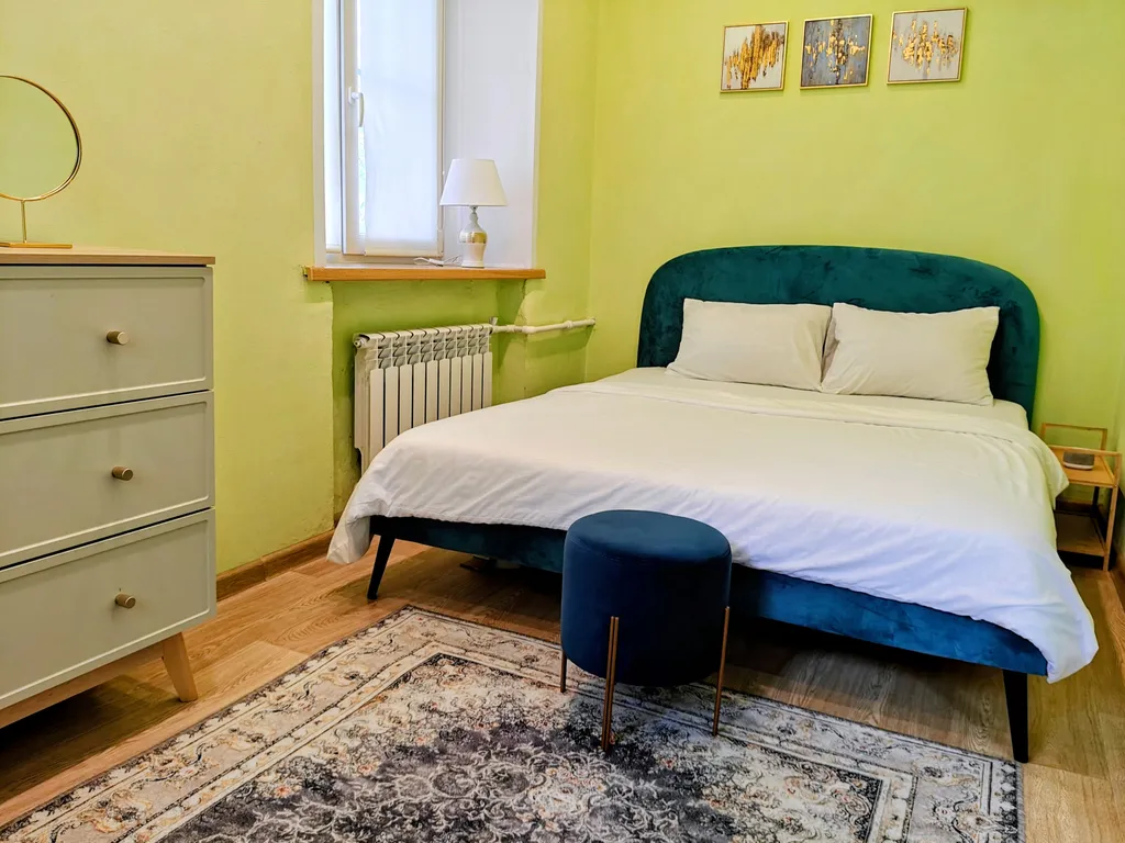 Квартира двухкомнатная на проспекте Ленина, 45 м², Ярославль — спальня, фото 12