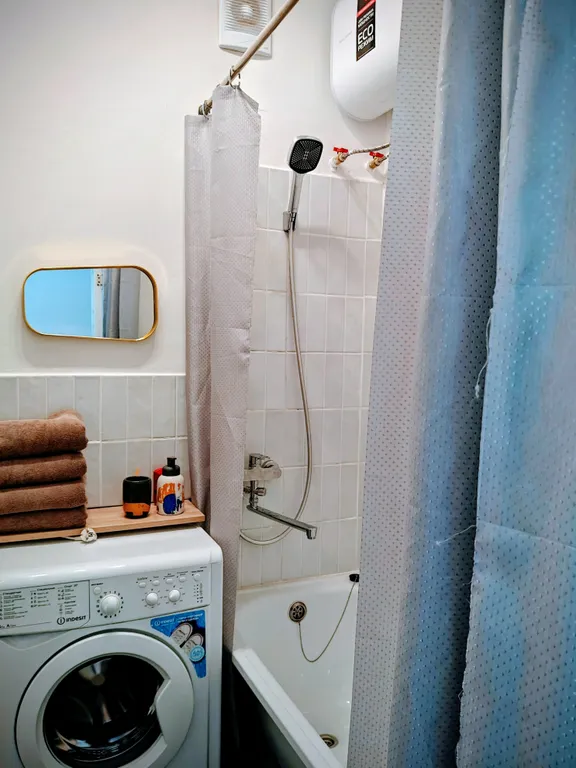 Квартира двухкомнатная на проспекте Ленина, 45 м², Ярославль — ванная комната, фото 3