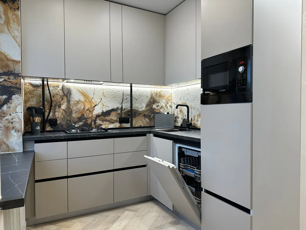Квартира двухкомнатная у Горьковской, в Печёрах, 45 м², Нижний Новгород — кухня, фото 2
