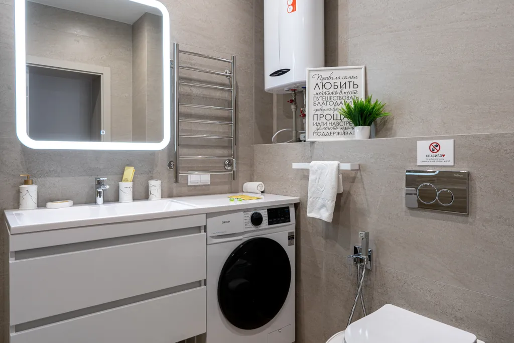 Апартаменты однокомнатные у метро Горьковская, 50 м², Нижний Новгород — ванная комната, фото 3
