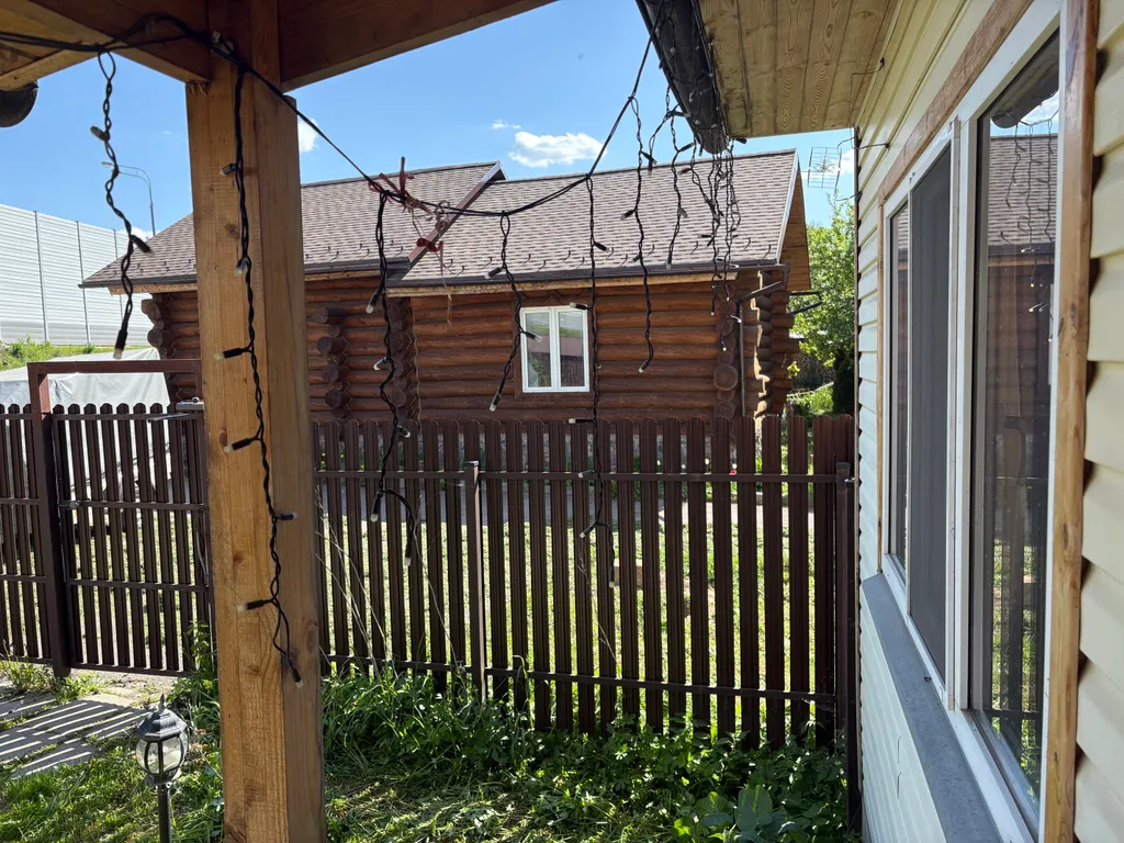 Дом 10-местный в Троицке, 100 м², Ватутинки — вид из окна